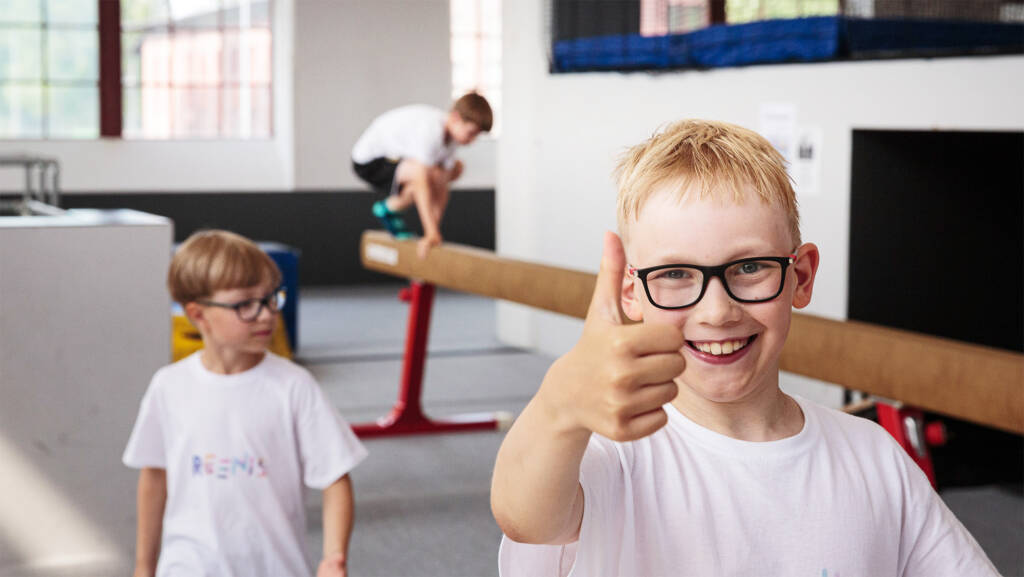 Kouluryhmällä Reenikselle. Liikuntatunti reeniksellä